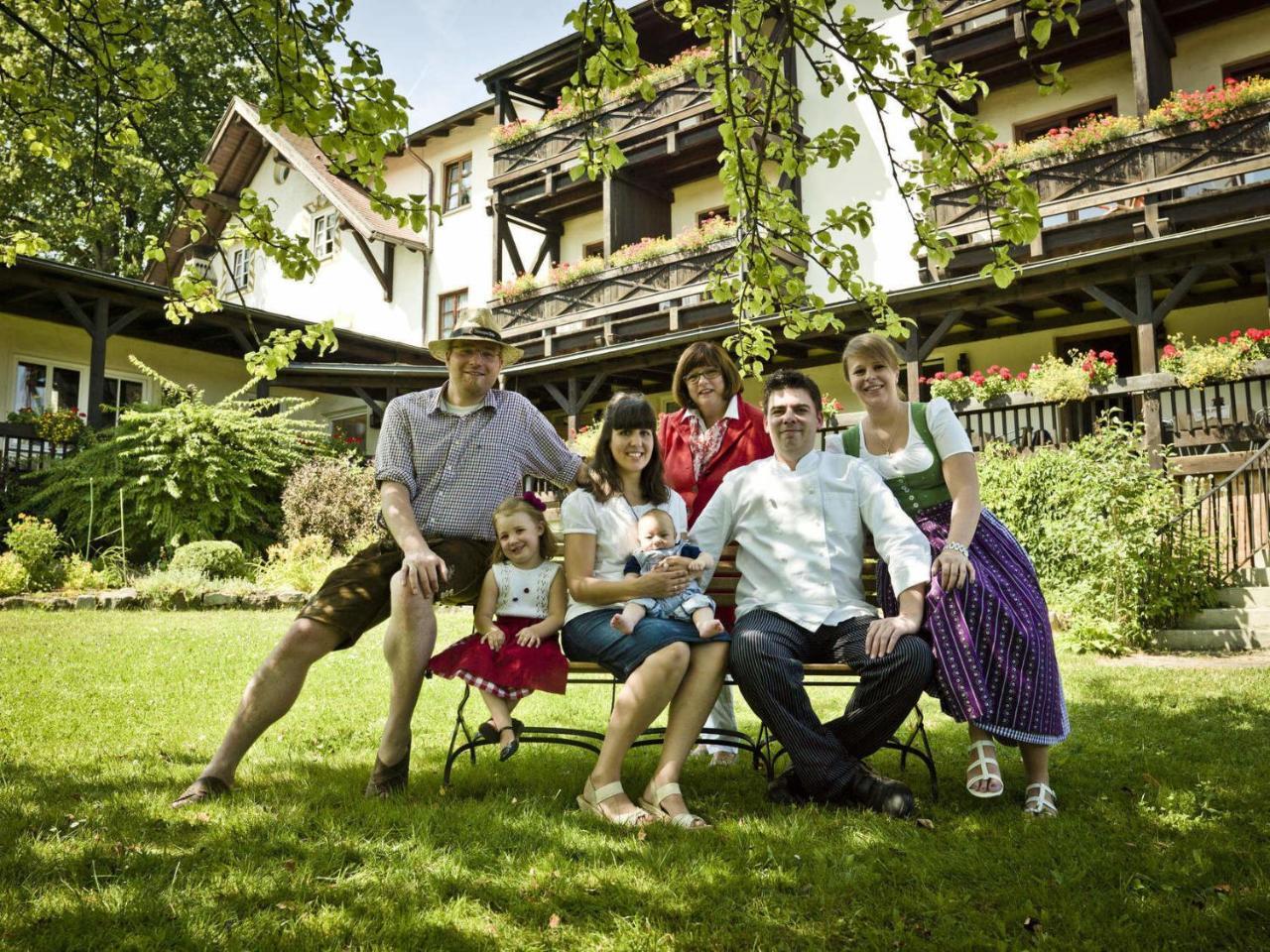 Hotel Zur Waldbahn Zwiesel Eksteriør billede